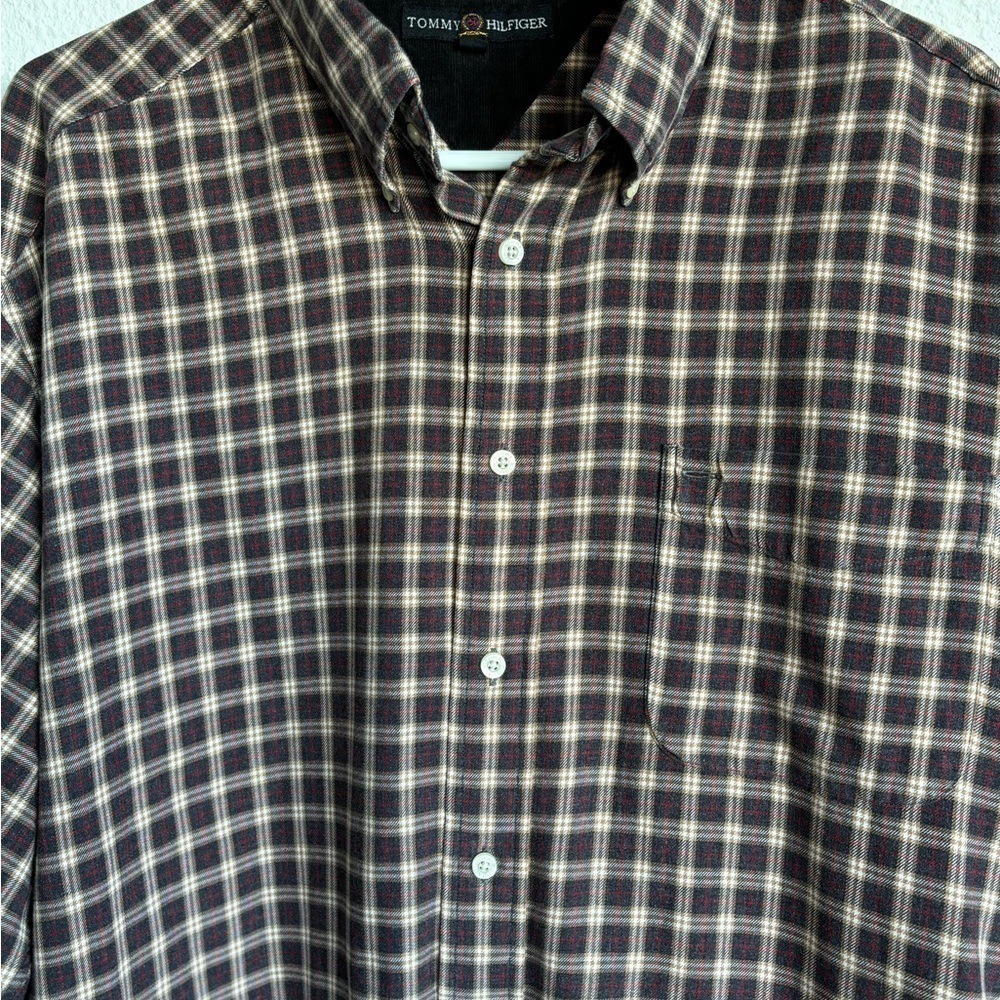 Tommy Hilfiger plaid men’s button down‎ - Picture 5 of 9